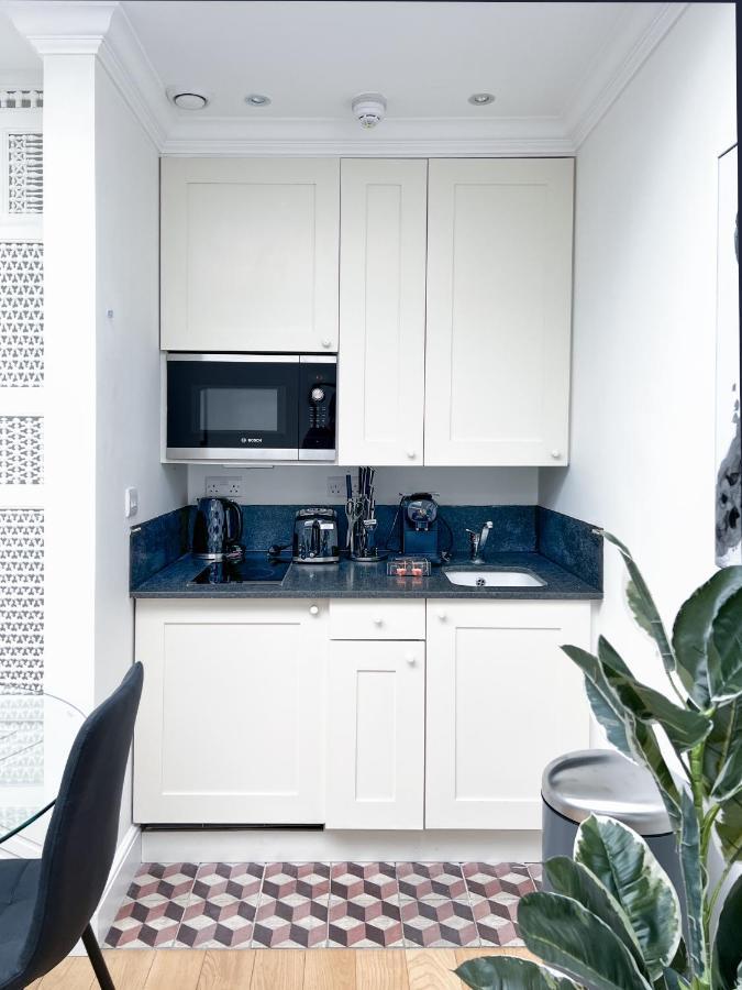 Museum St Soho Townhouse Apartment London